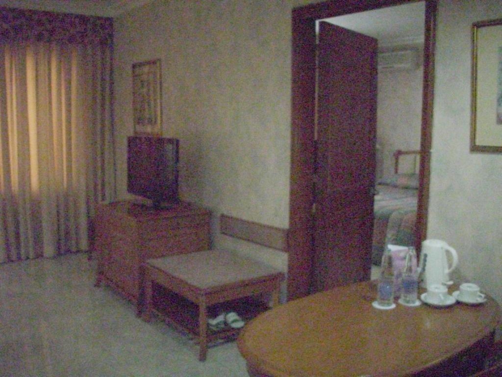 Penta Cirebon Otel Dış mekan fotoğraf